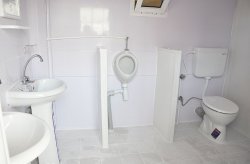 Toalett/Dusj Kabinetter